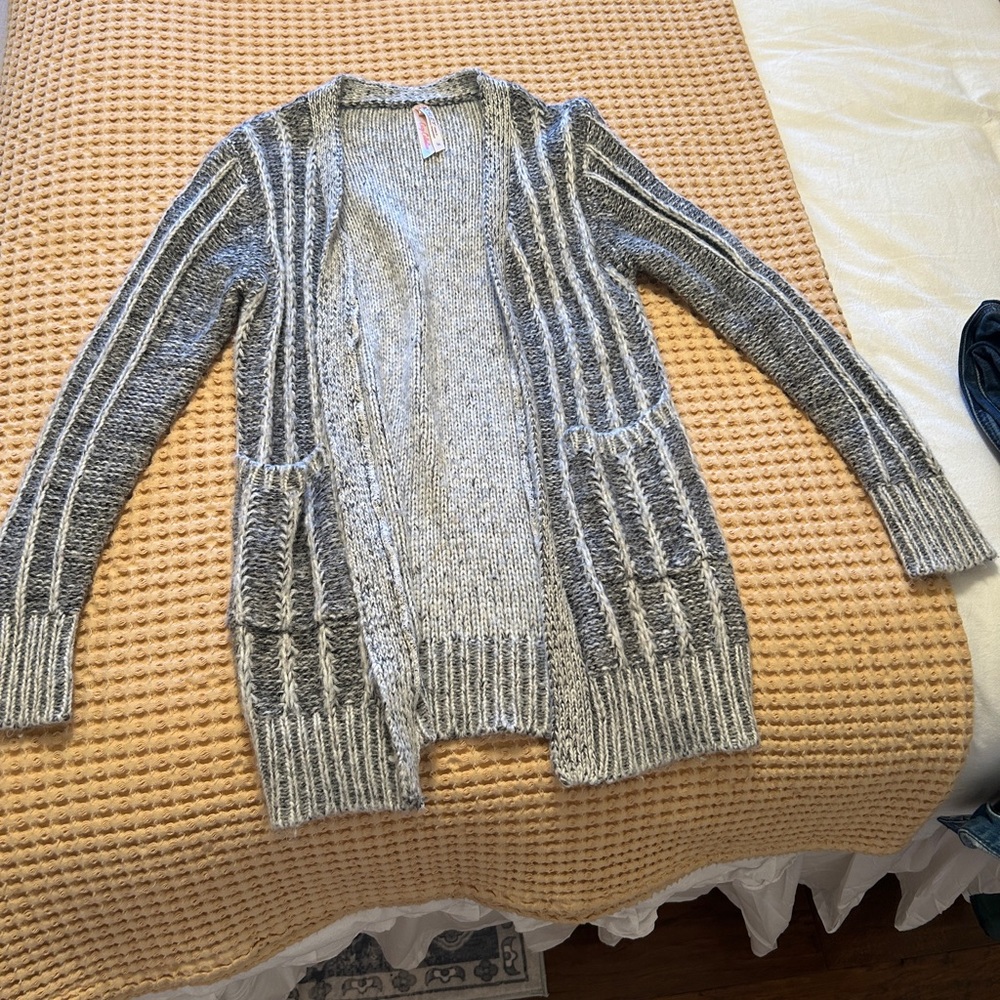 Ashley By 26 International Gray and Cream Cardigan